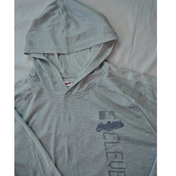 Cleveland Indians Gray Authentic Majestic Lightweight Hooded Pullover X-Large - Picture 6 of 9